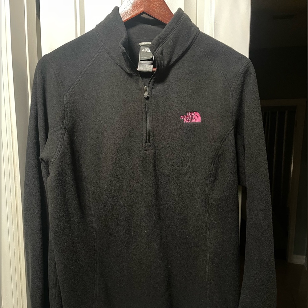 North face Fleece (breast cancer edition)